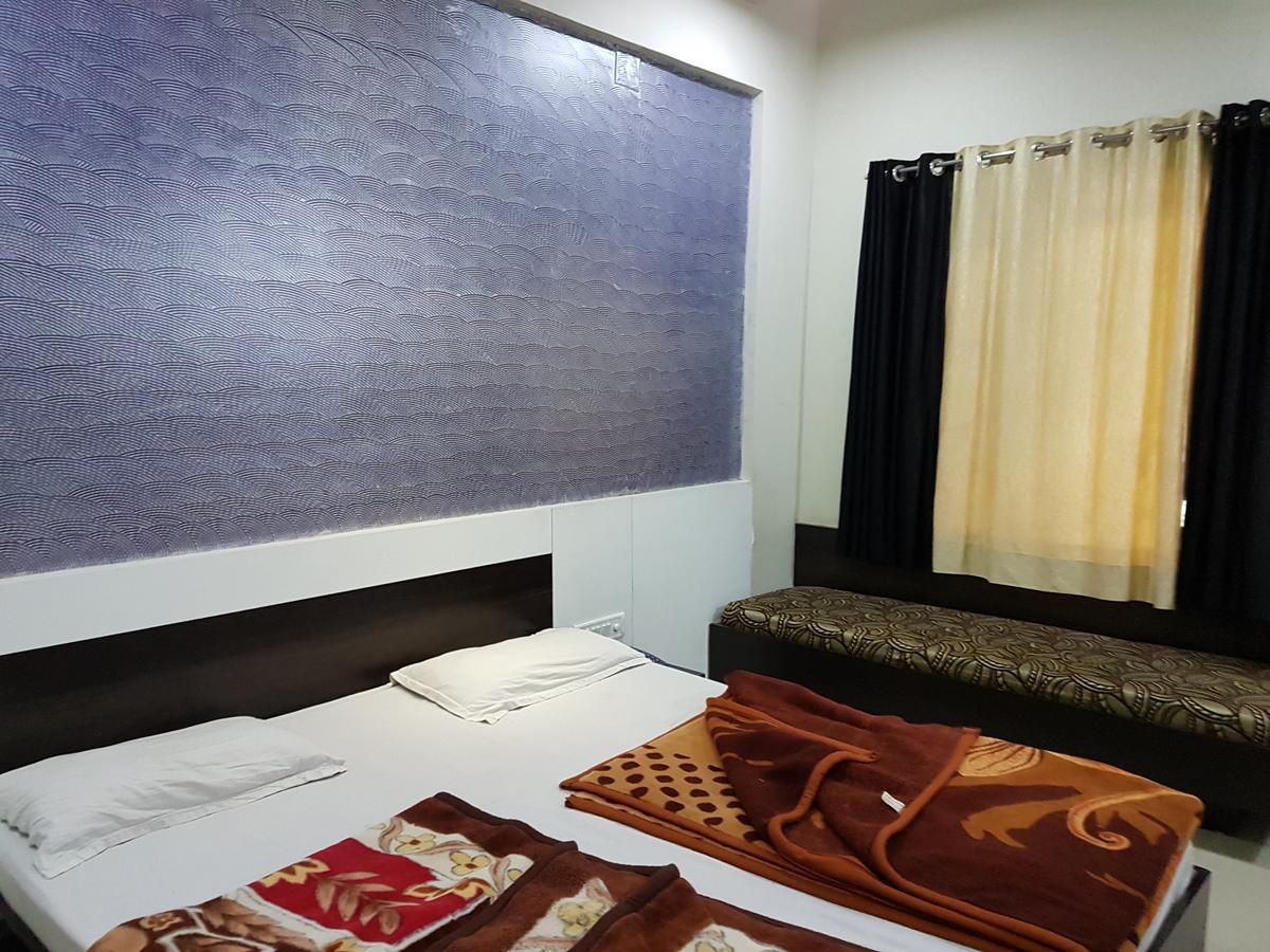 Hotel Raviji'S Retreat Ābu Eksteriør billede