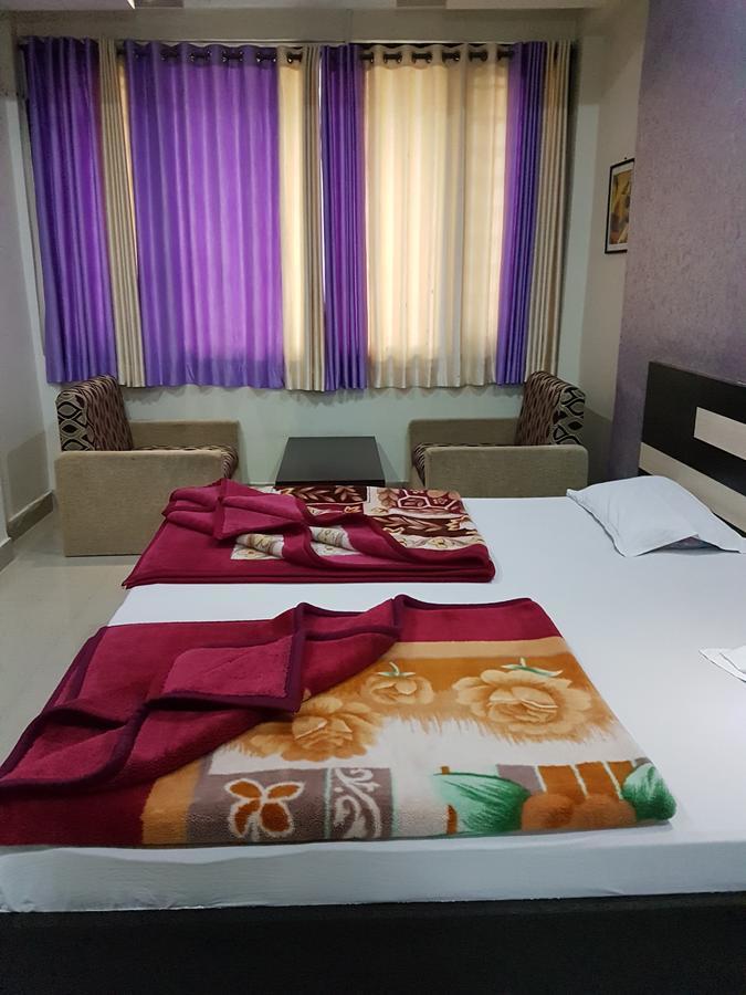 Hotel Raviji'S Retreat Ābu Eksteriør billede