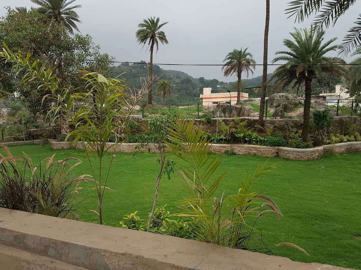 Hotel Raviji'S Retreat Ābu Eksteriør billede